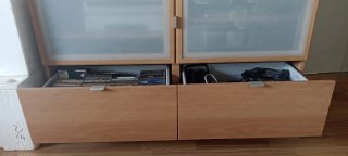 Mueble TV, Besta ikea, 2 cajones y puertas cristal