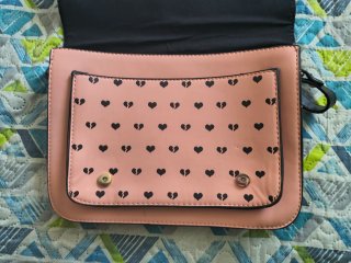 Bolso Bershka rosa corazones