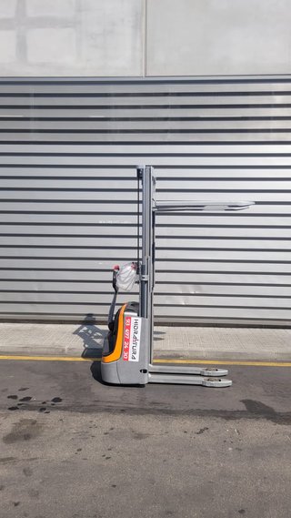 Apilador eléctrico REF.3106