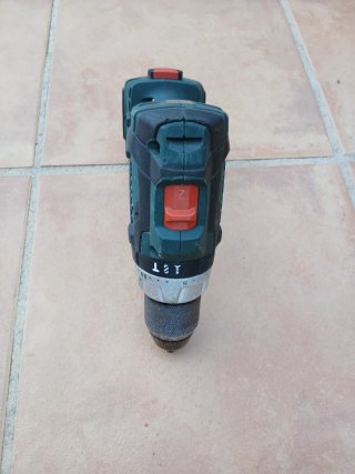 Taladro a batería Metabo SB 18 LT BL