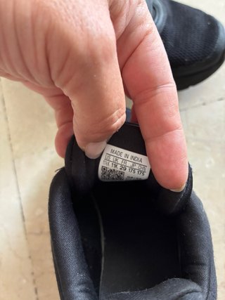 Zapatillas Adidas niño negras velcro talla 29