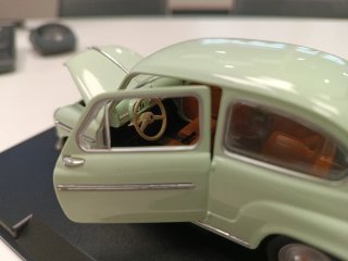 Seat 600 D escala 1:24