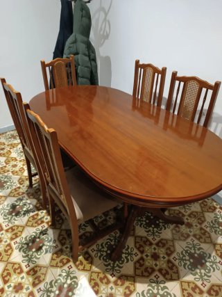 Mesa de comedor extensible de madera
