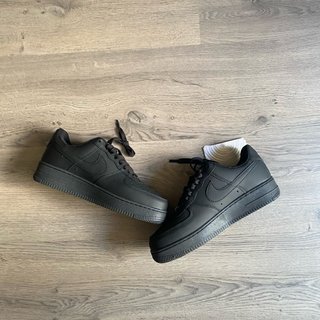 Nike Air Force 1 Triple Black Talla 40
