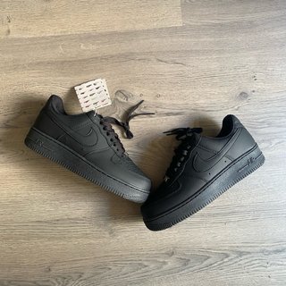 Nike Air Force 1 Triple Black Talla 40
