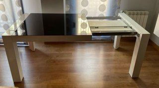Mesa de salón cristal y madera