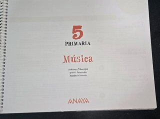 Libros Música 5 Primaria Anaya 15€ unidad