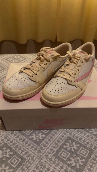 Jordan 1 Low OG SP Travis Scott Shy Pink USADAS