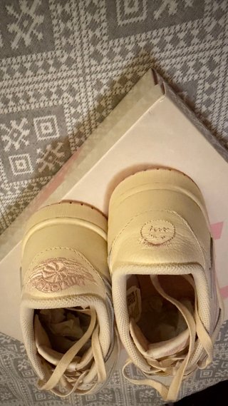 Jordan 1 Low OG SP Travis Scott Shy Pink USADAS