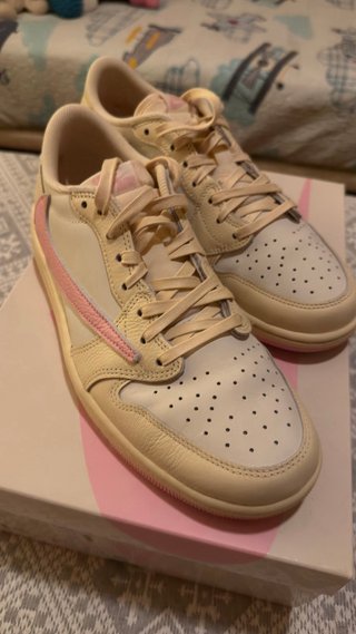Jordan 1 Low OG SP Travis Scott Shy Pink USADAS