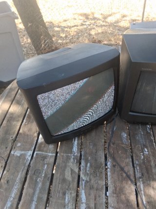 Lote 3 TVs CRT 14" Trinitron Sony