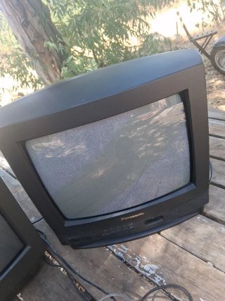Lote 3 TVs CRT 14" Trinitron Sony