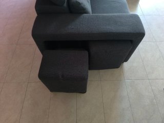 Divano angolare 4 posti + 2 pouf