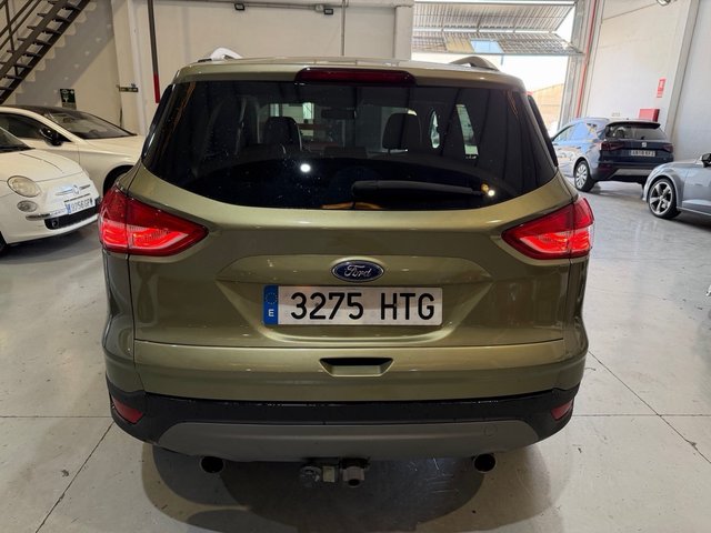 Ford Kuga 2.0 tdci 140cv AUTOMÁTICO TITANIUM