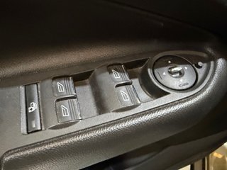 Ford Kuga 2.0 tdci 140cv AUTOMÁTICO TITANIUM