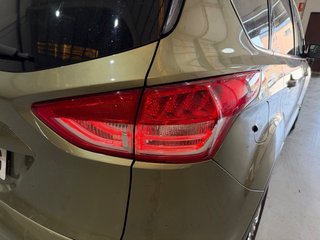 Ford Kuga 2.0 tdci 140cv AUTOMÁTICO TITANIUM