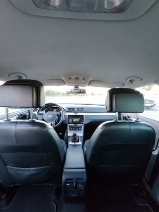 Volkswagen Passat 2011