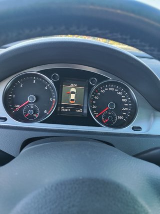 Volkswagen Passat 2011