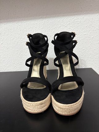 Cuñas negras con plataforma