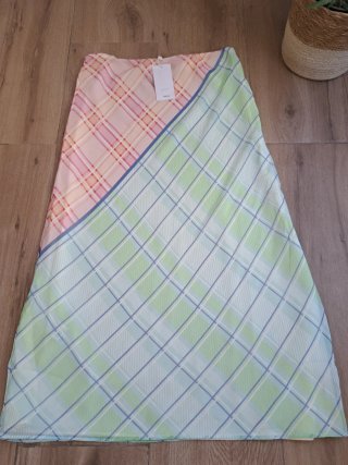Falda midi Mango cuadros talla M