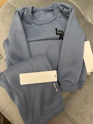 Conjunto bebé LA azul sin estrenar