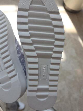 Zapatillas Numeris gris y blanco