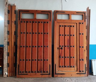 Puertas rústicas madera maciza 233x233cm
