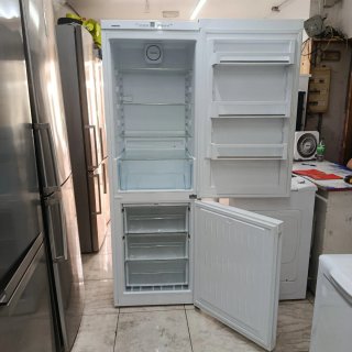 Nevera Liebherr Blanca