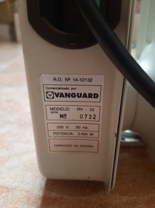 REGALO Radiador de aceite eléctrico blanco