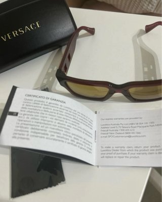 Occhiali da sole Versace bordeaux e oro