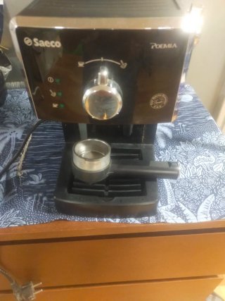 Cafetera Saeco Poemia
