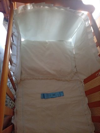 Colcha de cuna piqué blanca