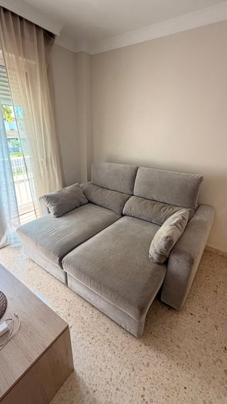 Sofá 2 plazas beige tela con chaiselongue