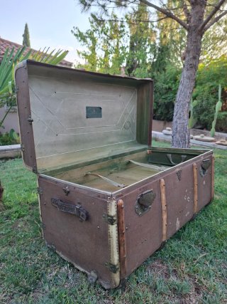 Baúl equipaje antiguo