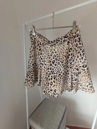 Falda pantalón Stradivarius animal print Talla M