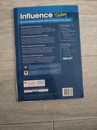 Influence Today 4 Student's Book - Macmillan Educa