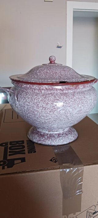 Sopera antigua porcelana con tapa