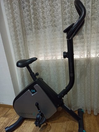 Bicicleta Estática Essential 02
