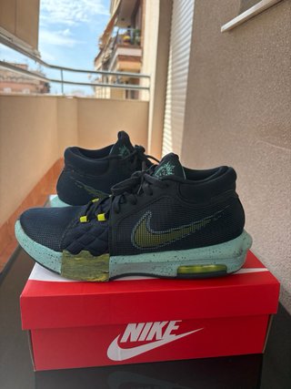 Nike LeBron Witness IV Grises/Verdes