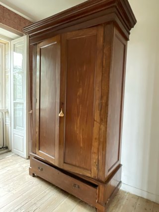Armario ropero antiguo de madera