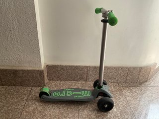 Patinete Micro Maxi Verde.