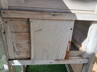 Casa conejos/gallinero madera y metal