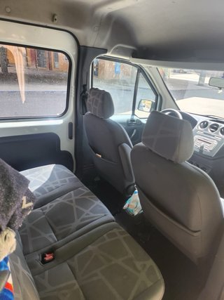 se vende fugoneta ford tourneo
