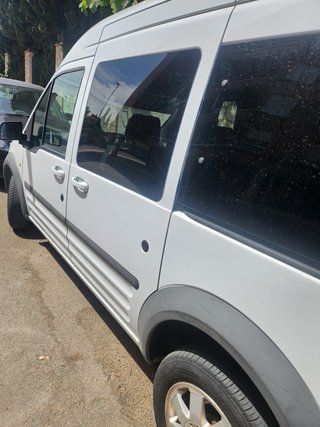 se vende fugoneta ford tourneo