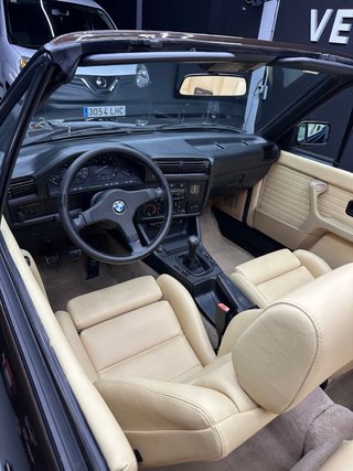 BMW E30 325 1989