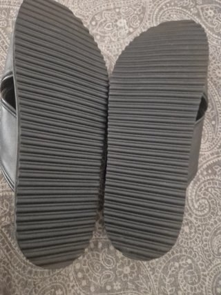 Chanclas negras cruzadas 42