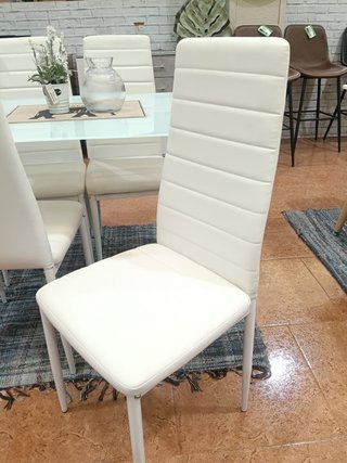 Mesa Cristal DT-34 + 6 Sillas Blancas