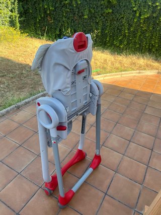 Trona infantil con estampado de manzana