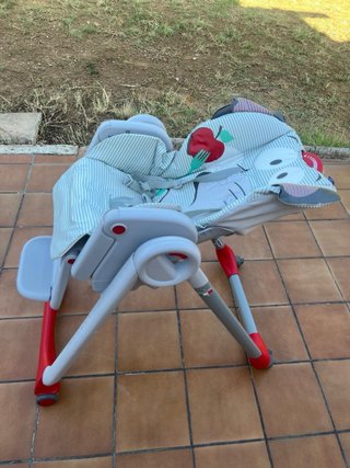 Trona infantil con estampado de manzana