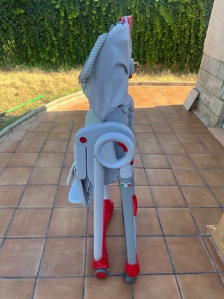 Trona infantil con estampado de manzana